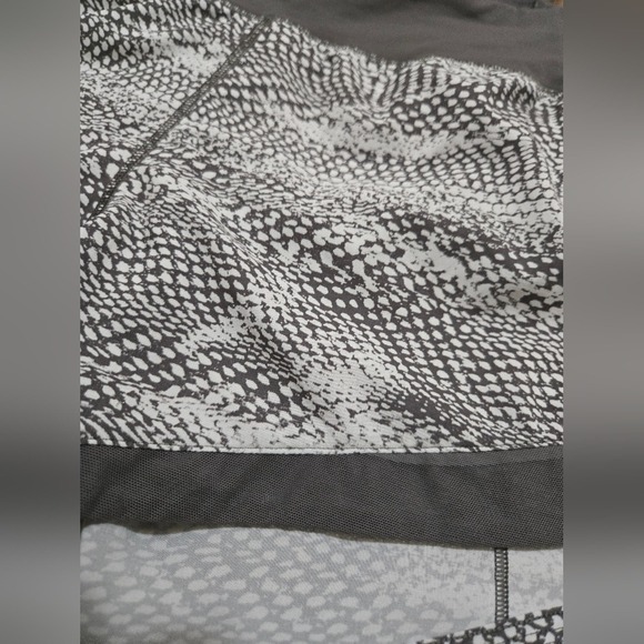 Lululemon Gait Keeper Short *3.5" Swerve Vapor Metal Grey/Metal Grey Size 6 - Picture 2 of 11